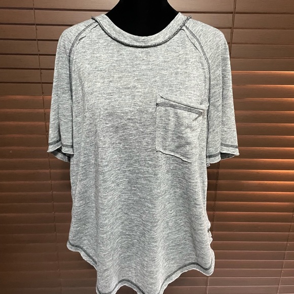 Top - Picture 1 of 1